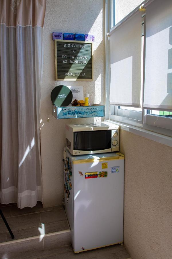 La Bouilladisse Chambre D'Hotes Villa De La Sueur Au Bonheur מראה חיצוני תמונה