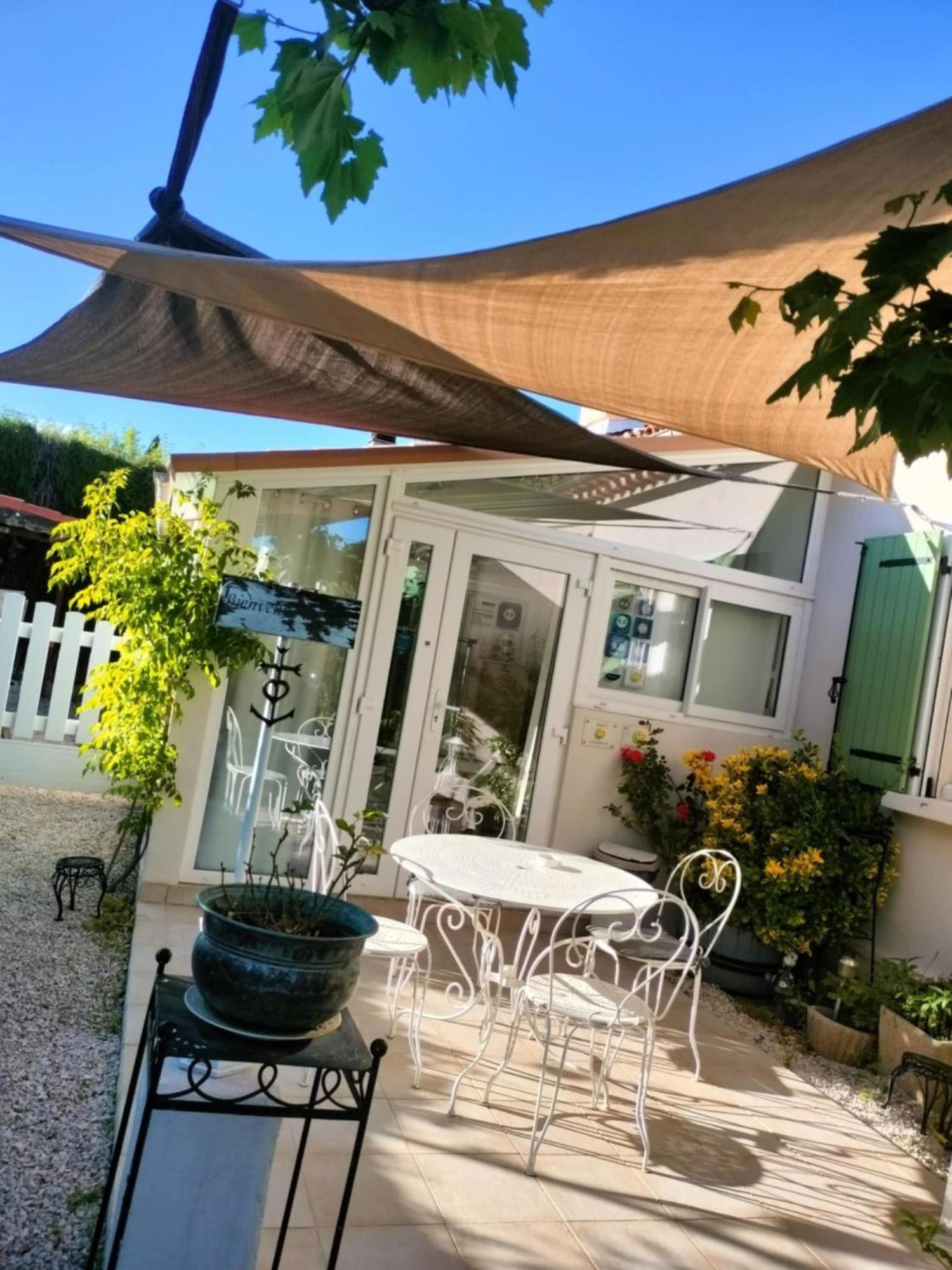 La Bouilladisse Chambre D'Hotes Villa De La Sueur Au Bonheur מראה חיצוני תמונה
